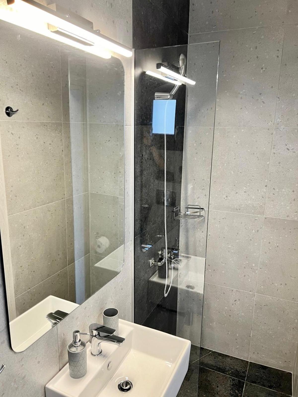 Four Shades Luxury Suites Sarti Zewnętrze zdjęcie
