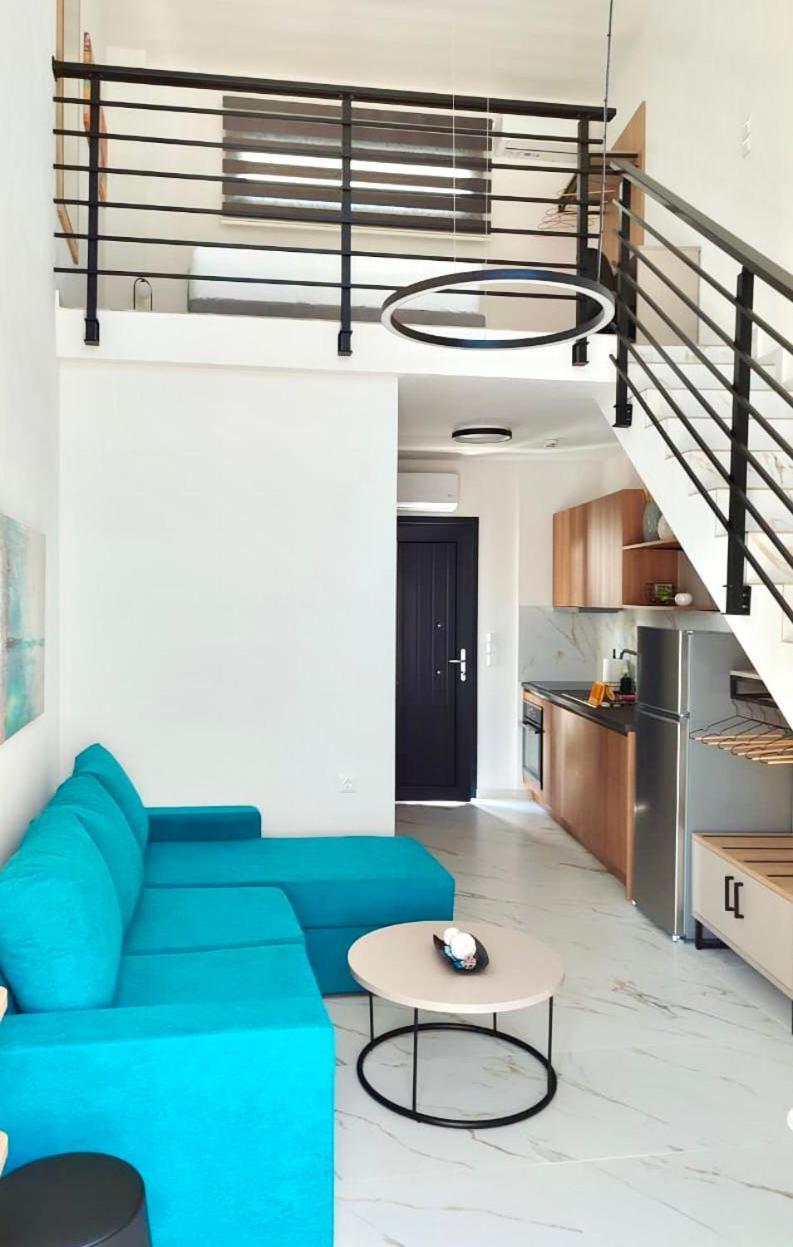 Four Shades Luxury Suites Sarti Zewnętrze zdjęcie